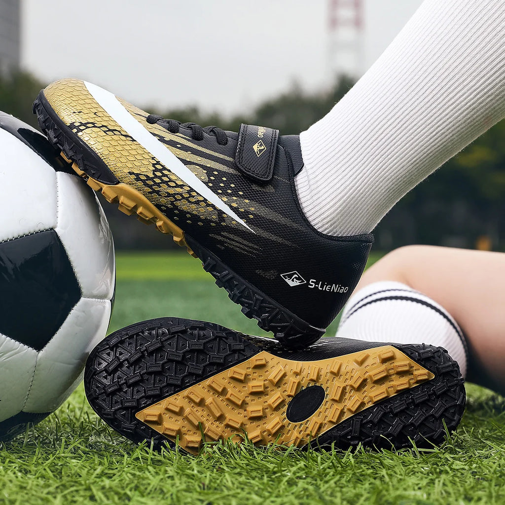 Kids TF Turf Soccer Shoes Child Outdoor Athletic Training Sports Footwear Pink Black Green 3 Colors Available for Boys Girls
