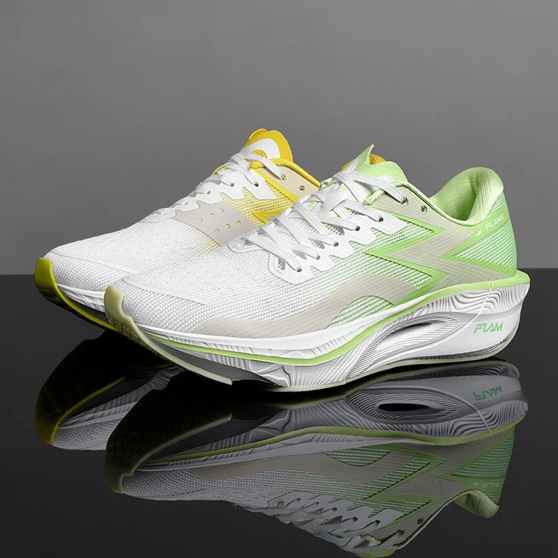Latest Brand Logo Custom Carbon Fiber Flame Men Casual Running Shoe Blank Mesh Breathable Women Fashion Running Walking Sneakers