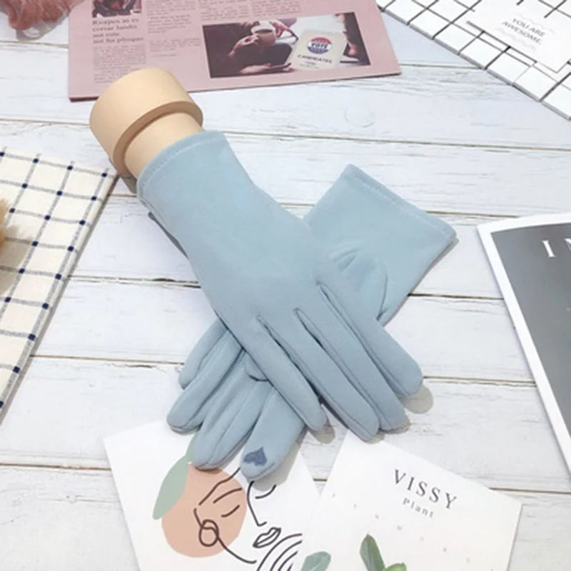Female Winter Warm Driving Gloves Women Thin Cashmere Embroidery Elasticity Cycling Windproof Touch Screen Finger Gloves H16