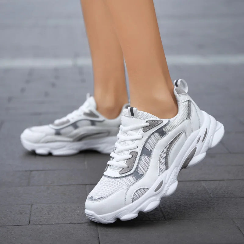 White Breathable Mesh Sports Shoes Cushioning Non-slip Lace-up Lightweight Comfortable Court Sneakers Spring Casual