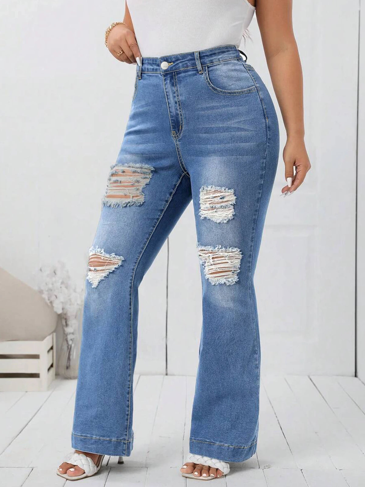 Wholesale Plus Size High Quality Light Blue Wide Leg Feet Long Flare Denim Jeans Pants Ripped Baggy Loose Leg Women Denim Jean