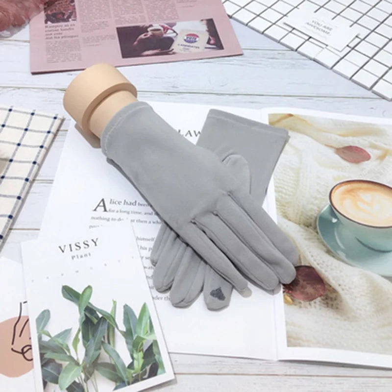 Female Winter Warm Driving Gloves Women Thin Cashmere Embroidery Elasticity Cycling Windproof Touch Screen Finger Gloves H16
