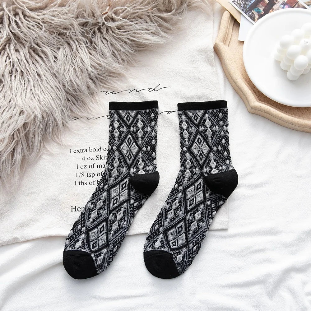 Classical Women's Socks Flowers Dress Socks Girl's Famale Cute Sock Spring And Autumn Socks Women Fashion Cute Socks 1pair ws203