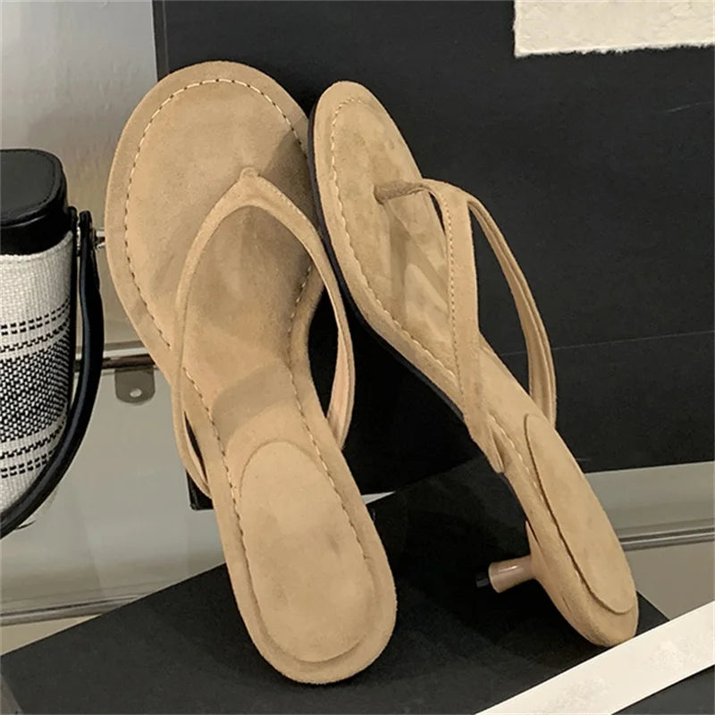 2025 Summer Fashionable Women's Casual Beach Flip Flops Breathable Soft Comfortable with Exposed Toes New Style Platform Design