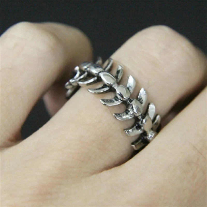 Fashion popular creative rock hip hop retro simple fish bone men and women universal ring birthday gift party jewelry wholesale
