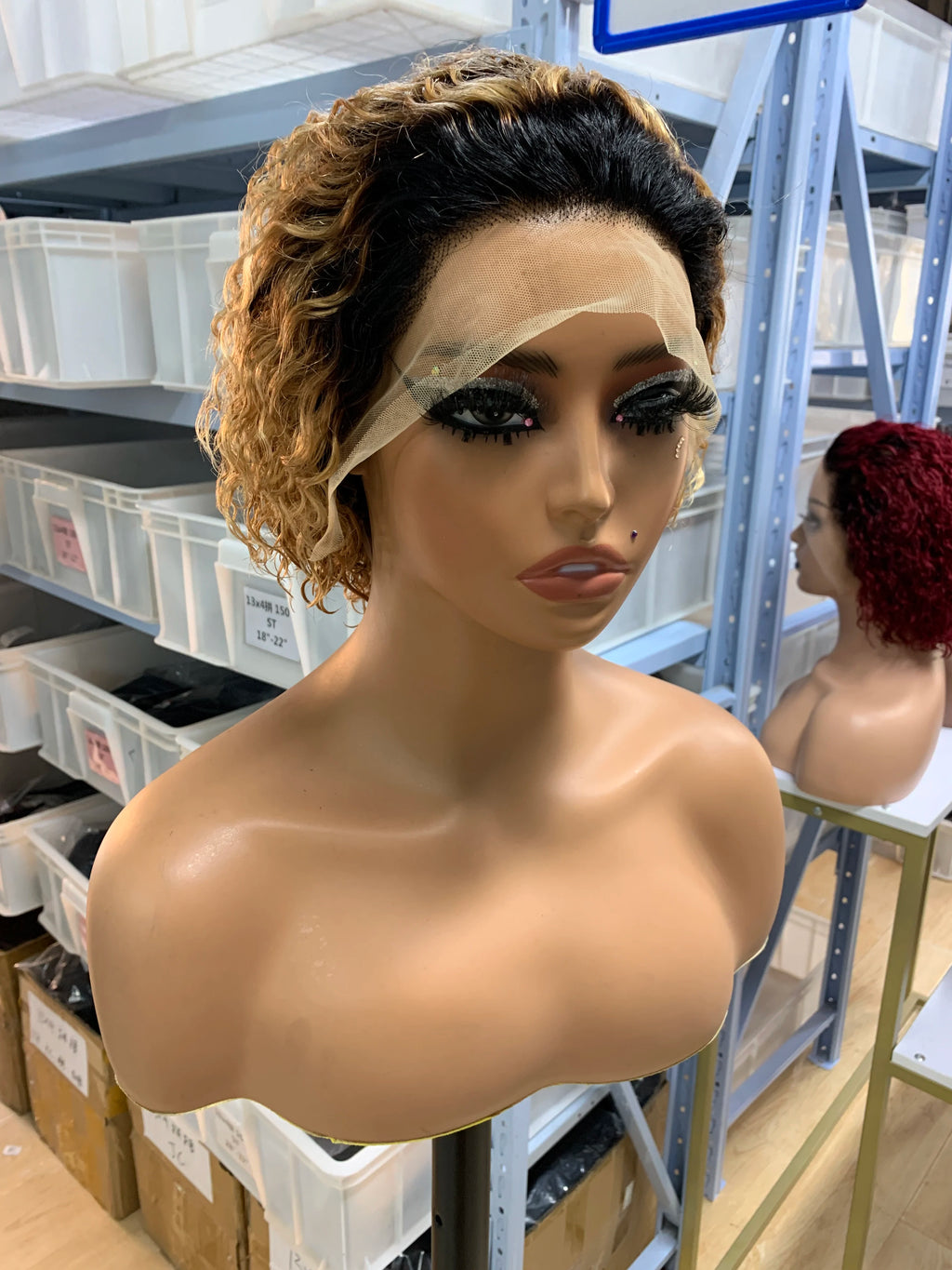 Wholesale  Virgin Brazilian Human Hair 13x4 Full Lace Frontal Wigs Short Pixie Cuts Color 1b/350 Curly Hair for Black Women