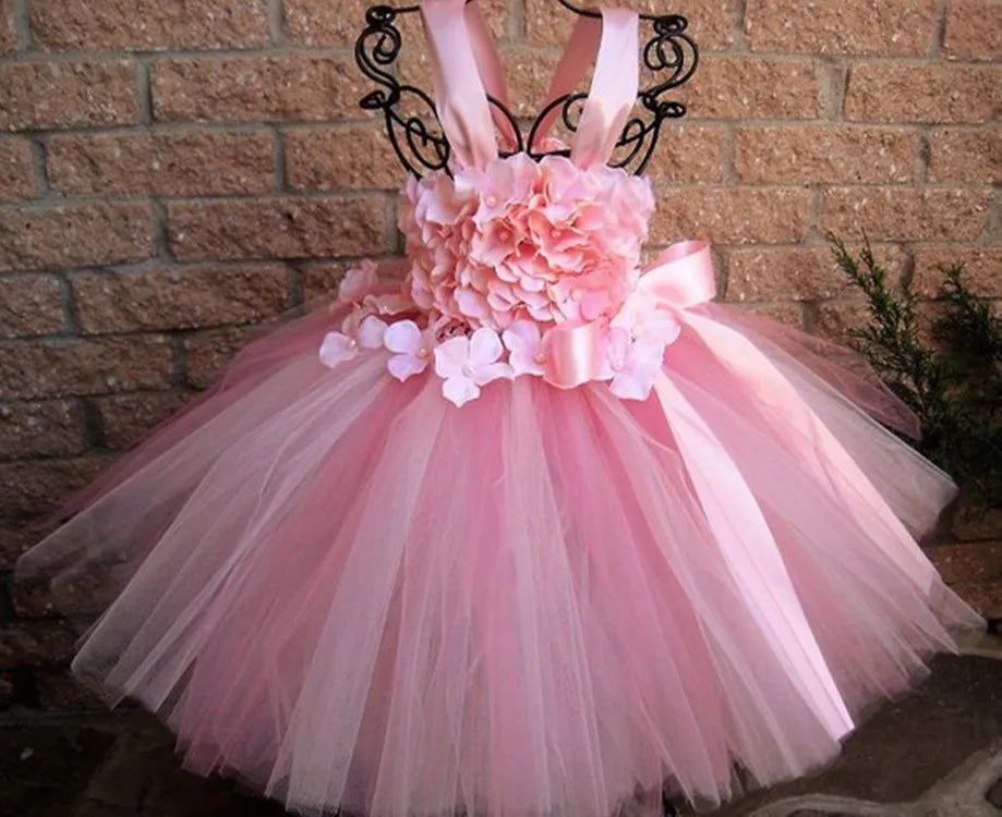 Girls White Tutu Dress Kids Tulle Dress with Red Petals Flower and Ribbon Bow Children Birthday Bridal Wedding Costume Dresses