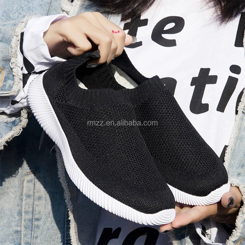 Shoes Made of Fly Woven Socks