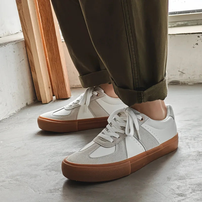 New Arrival Retro Men Casual Shoes Sneakers Couple Simple Lovers Flat Running Casual Shoes Men and Women