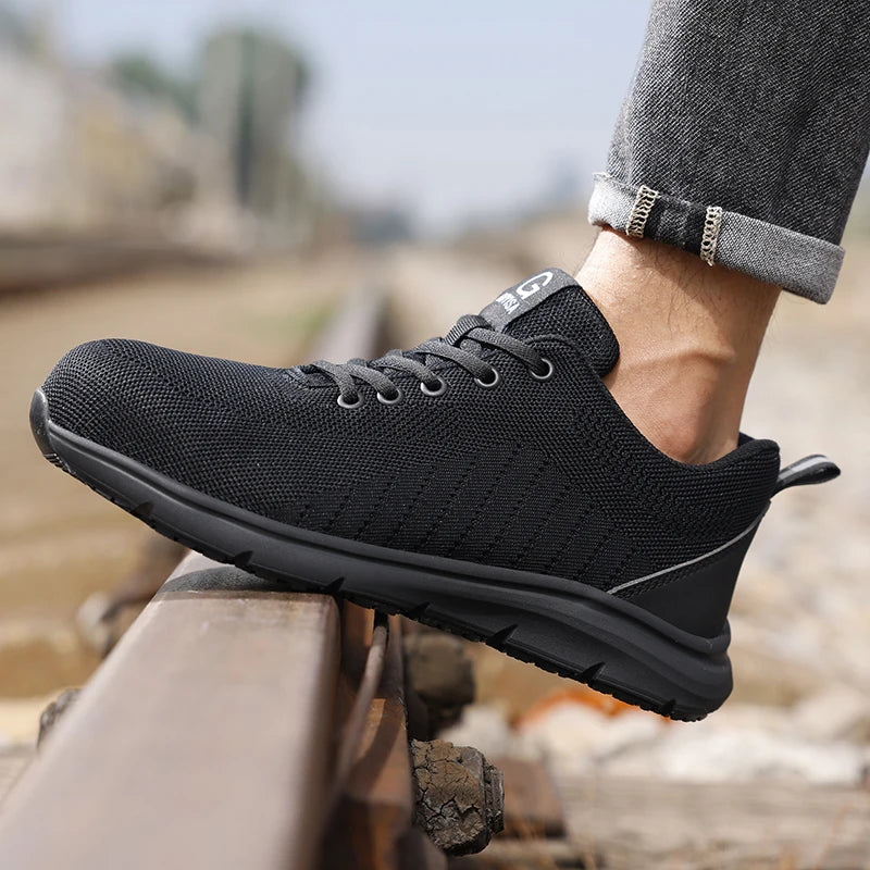 GUYISA  Popular New Trend Brand Factory Directly Supplies Waterproof Non-slip SRC Safety Sports Shoes