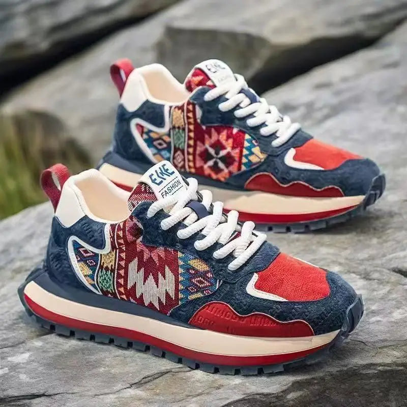New Light Luxury Casual Sports Men's Shoes with Lightweight Soft Sole Comfortable and Dirt Resistant Men's Shoes