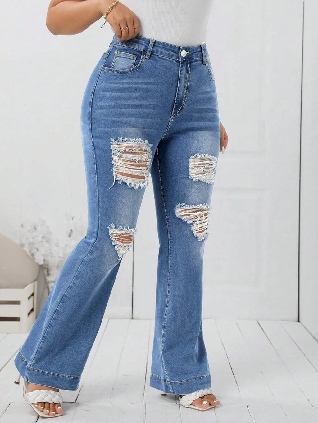 Wholesale Plus Size High Quality Light Blue Wide Leg Feet Long Flare Denim Jeans Pants Ripped Baggy Loose Leg Women Denim Jean