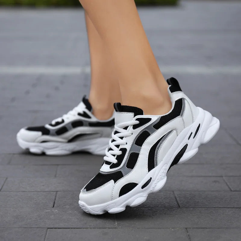White Breathable Mesh Sports Shoes Cushioning Non-slip Lace-up Lightweight Comfortable Court Sneakers Spring Casual
