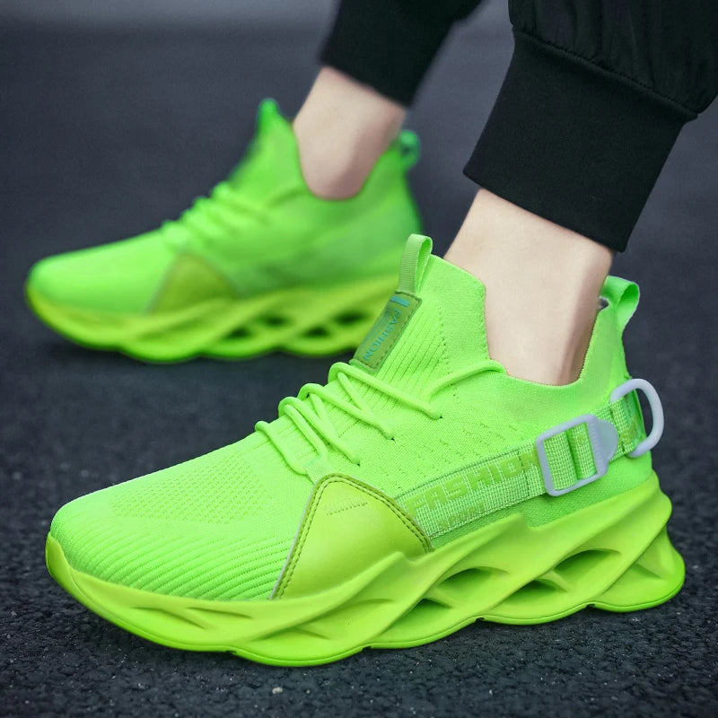 Hot Fashion Men Anti-slip Sports Shoes Shock-absorbing and Skid-resistant Sneakers Casual Custom Sneakers Shoes
