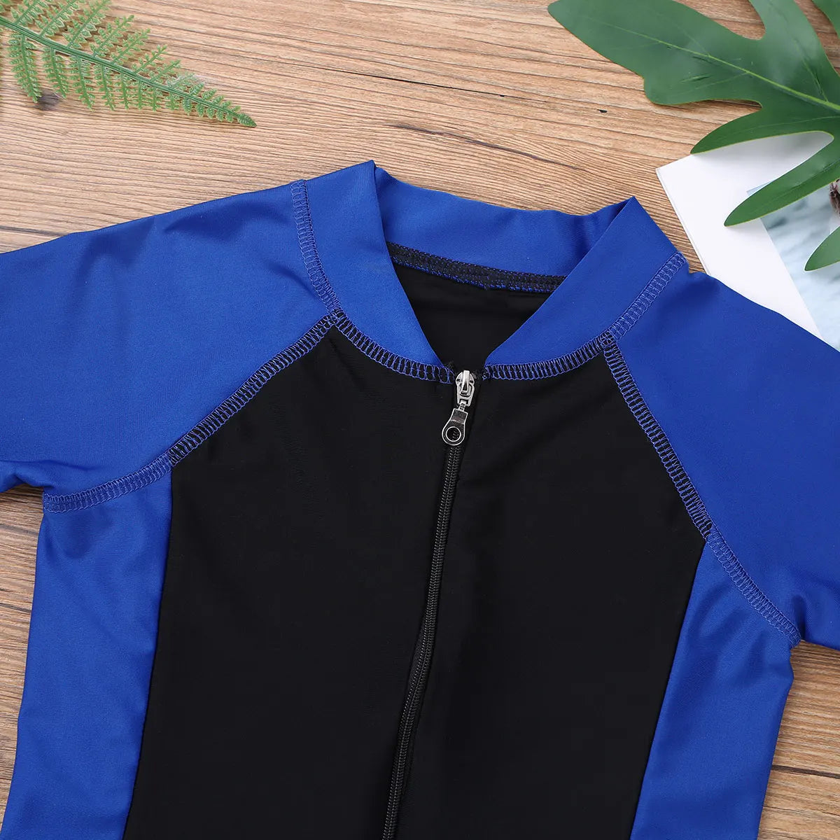 Kids Boys Girls One-piece Suits Rash Guards for Surfing Short Sleeves Zippered Shorty Wetsuits Swimsuit Swimwear Bathing Suits