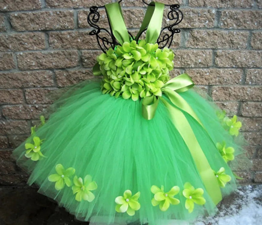 Girls White Tutu Dress Kids Tulle Dress with Red Petals Flower and Ribbon Bow Children Birthday Bridal Wedding Costume Dresses