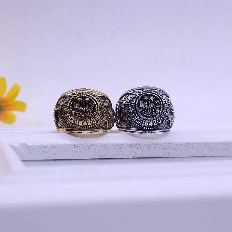 2020 Fashion Domineering Men's Ring Classic Movie Series Jewelry Retro Zinc Alloy Bronze Punk Engraved Metal Jewelry Gift