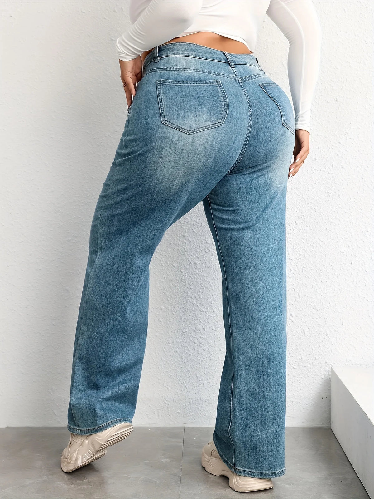 High Quality Light Blue Washed Denim Jeans Vintage Baggy Flare Pants Logo Waist for Women Men Long Boyfriend Loose Leg Style