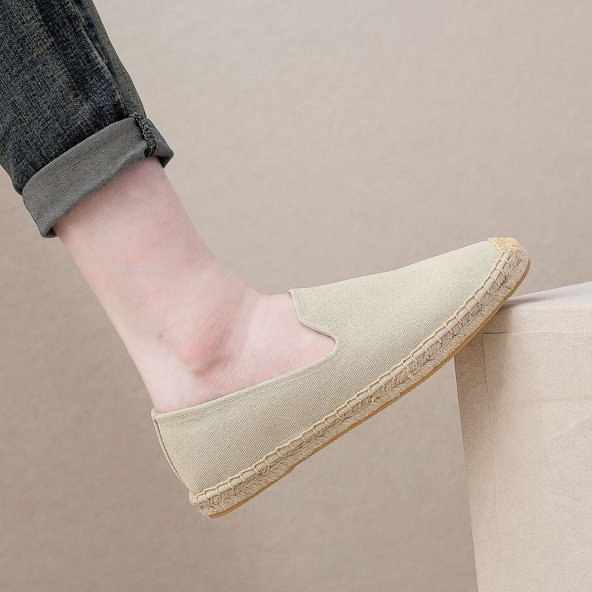 Fisherman Shoes Men's Spring and Summer New Linen Canvas Simple Casual Straw Soft Bottom Loafers Slip-on Loafers