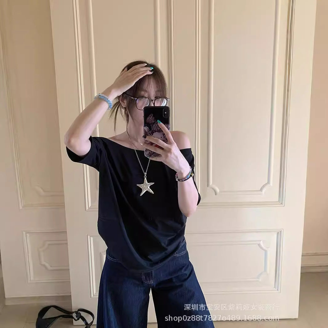 Designed Off-Shoulder Gray Short-Sleeved T-Shirt for Women, Loose Casual Simple Sloping Shoulder Black Top