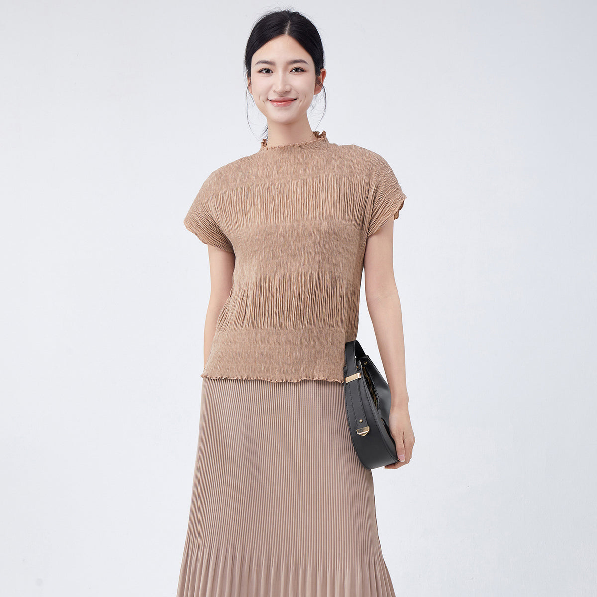 Miyake Short-Sleeve T-Shirt for Women, New Summer Style, Loose Fit, Solid Color, Simple and Elegant, Versatile Pullover Top, Stylish
