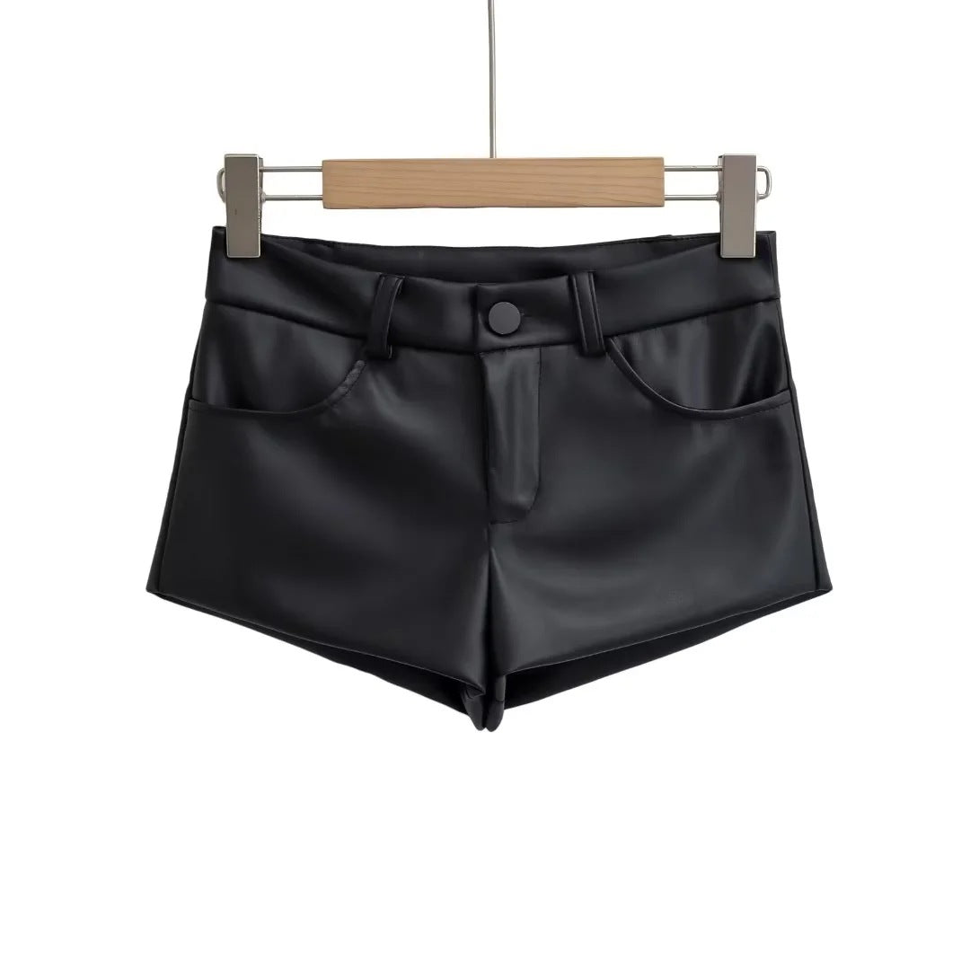 Hot girl sexy low waist black ultra short leather pants for women 2023 Autumn New slim slimming sheath PU leather hot pants wholesale