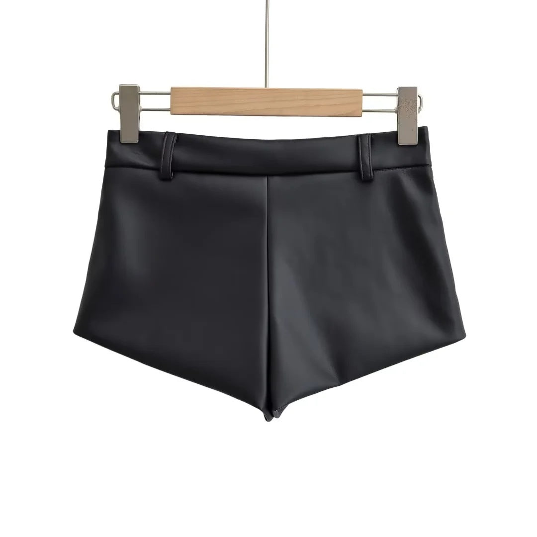 Hot girl sexy low waist black ultra short leather pants for women 2023 Autumn New slim slimming sheath PU leather hot pants wholesale