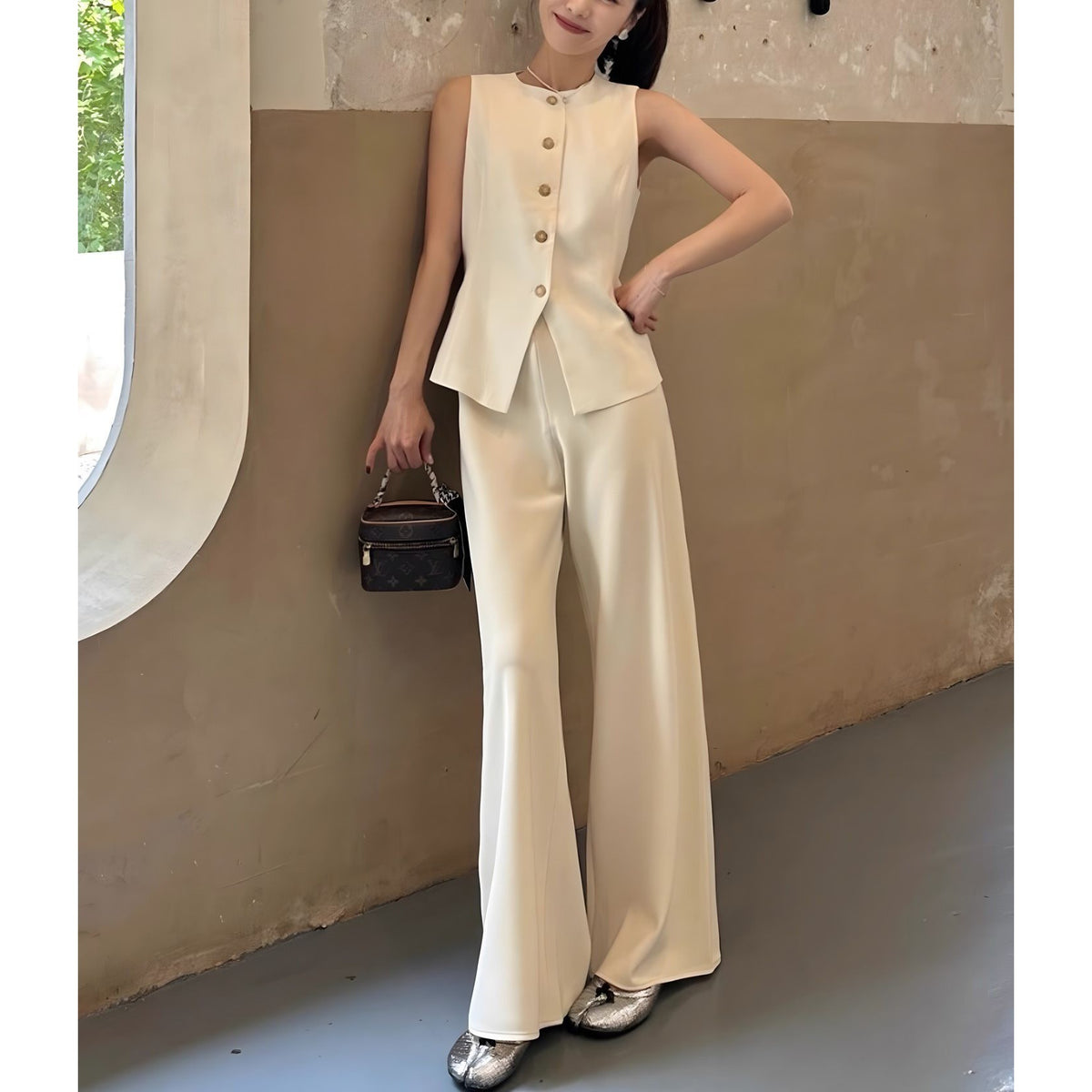 A Complete Set of Summer Outfits That Are Unique, Beautiful and Super Popular, Age-Reducing, Small-Scented Sleeveless Vest Suits and Pants for Women