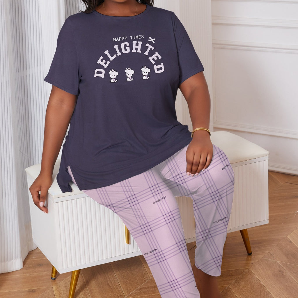 Cross-border plus size Pajamas Women's Spring and Summer Wearing English Printed Short-sleeved Plaid Cropped Pants Pajamas Two-piece Set