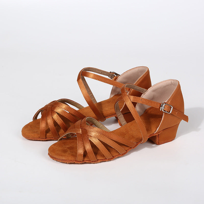 Children's Latin dance shoes girls' dance shoes women's black practice shoes just children's flat heel Princess performance mid-low heel