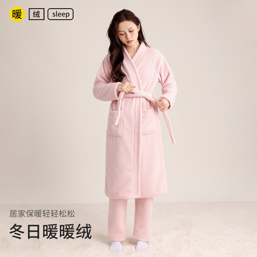 Autumn and Winter New Imitation Half-Velvet Nightgown, Warm and Thickened Bathrobe, Couple Pajamas, Long Loose Style, Can Be Worn Outside as Home Clothes