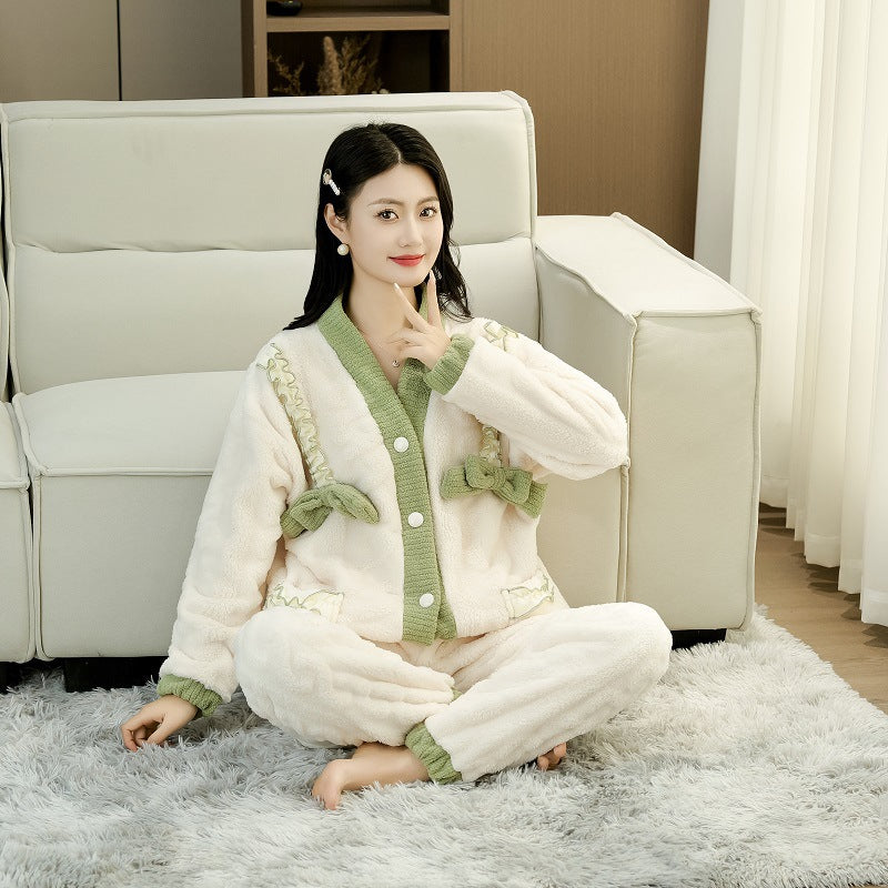 Pajamas Women's Autumn and Winter New Lazy Style V-neck Long-sleeved Princess Style Dormitory Warm Coral Fleece Home Clothes for Outer Wear