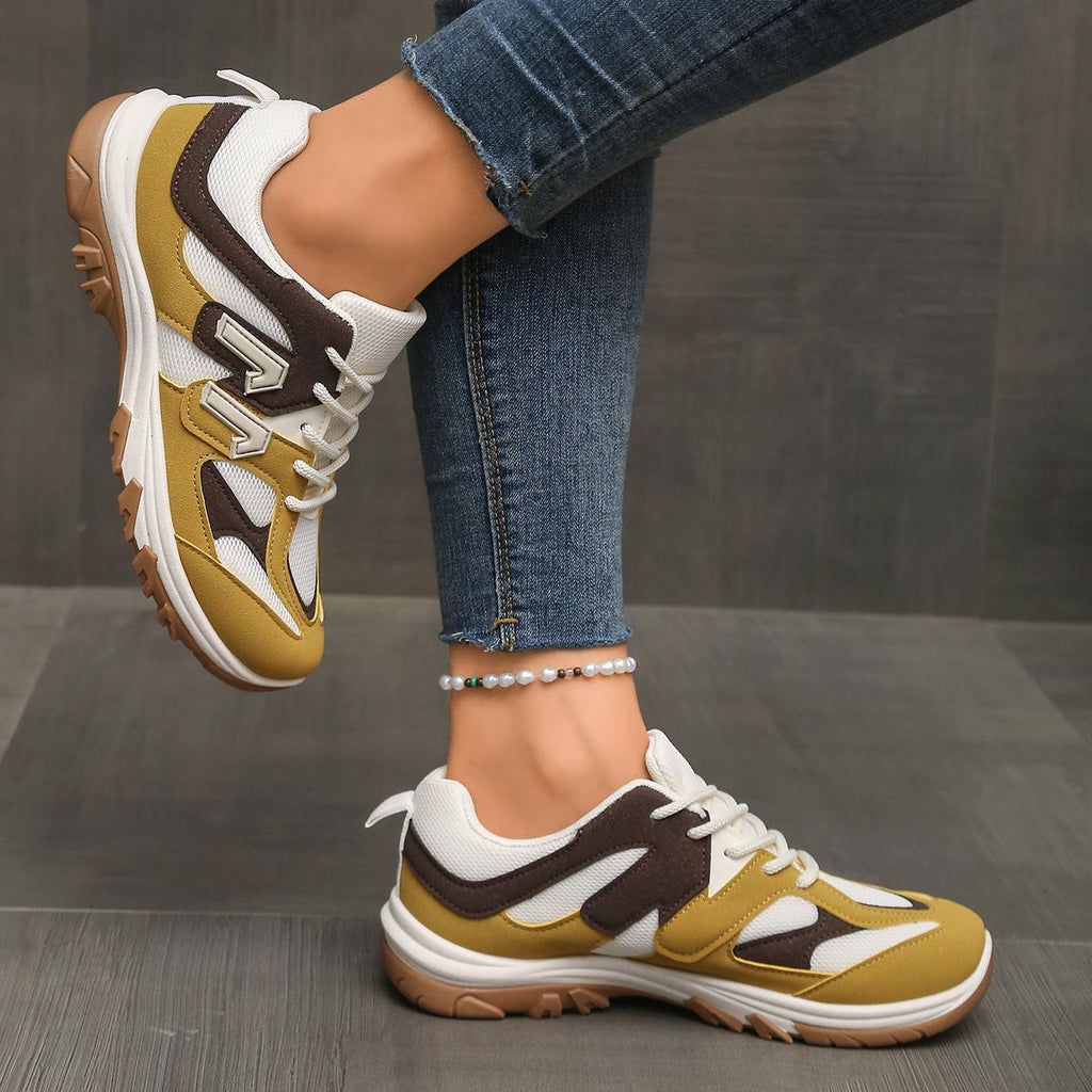 2025 Autumn New Sports Casual Shoes 42 Large Size Women's Shoes Thick Sole Anti-Slip Lace-Up Student Running Shoes Single Shoes