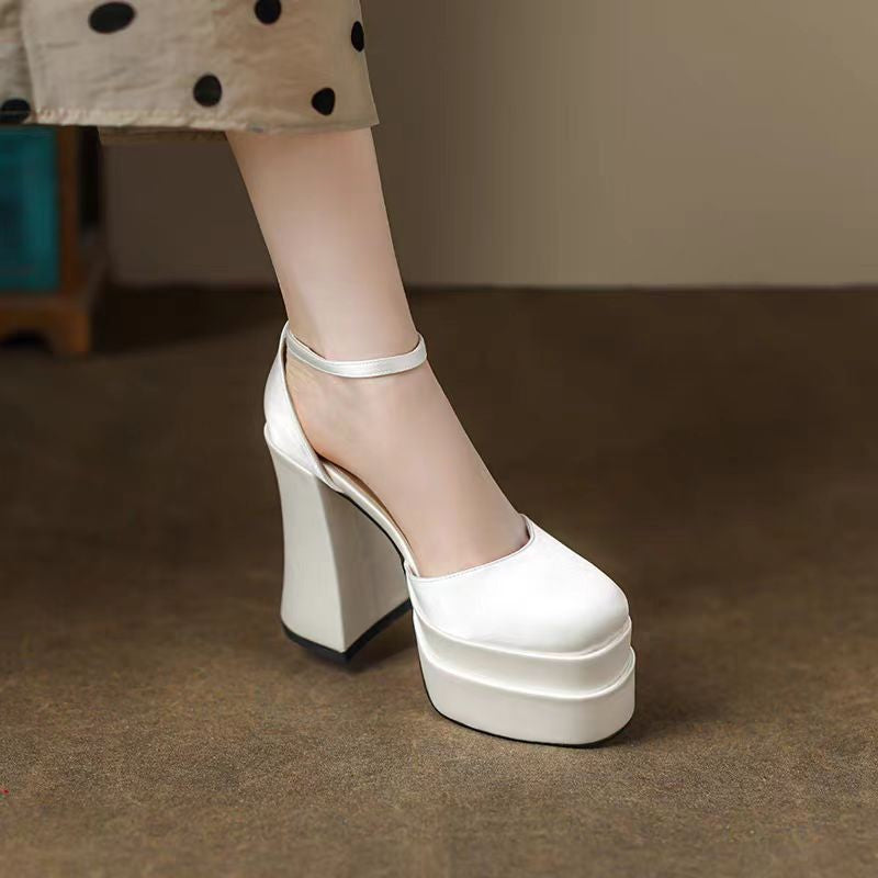 Not Tiring Feet Main Wedding Dress Wedding Shoes Artifact 2025 New Small Thick Heel Waterproof Platform High Heels Engagement Banquet Shoes