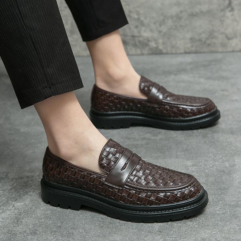 2025 New Autum Slip-On Leather Shoes for Men, Breathable British Style Lazy Men's Casual Large Size Loafers