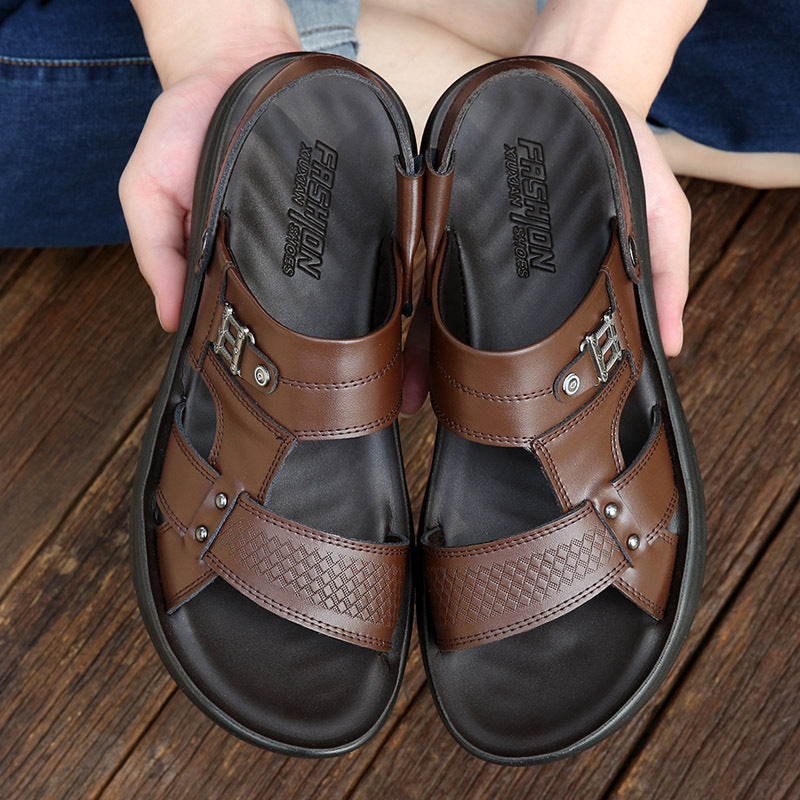 Genuine Leather Sandals Men's 2025 Summer New Casual Beach Shoes Sandals and Slippers Soft Sole Non-slip Summer Dad's Leather Sandals