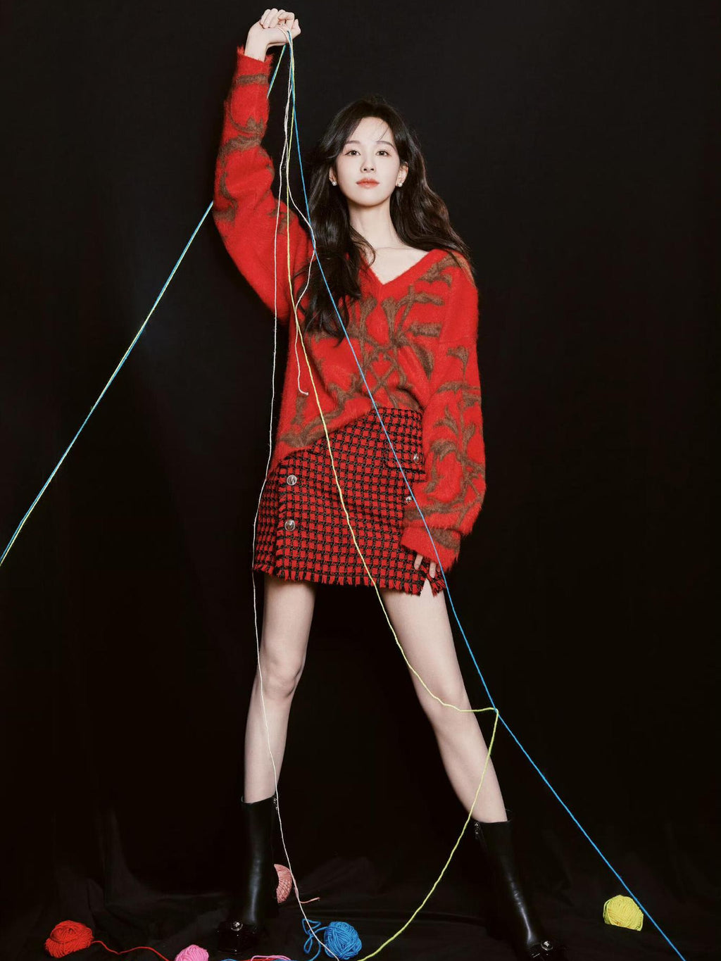Chen Du Ling Ning Yizhuo's Red V-neck Sweater Women's Autumn and Winter Lazy Soft Waxy Mahair Knitted Upper