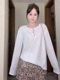 This Year's Popular Women's White Long-Sleeved T-Shirts 2025 New Autum Loose and Light Mature Niche Non-Colliding Tops