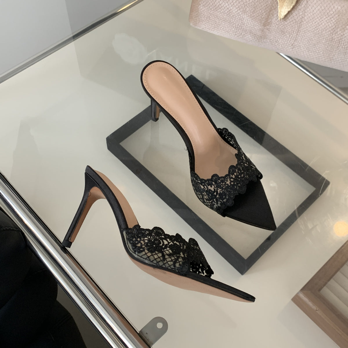 Pointed Toe Banquet High Heels for Women 2025 Spring New Embroidered Stiletto Shoes Champagne Gold Embroidered High Heel Sandals
