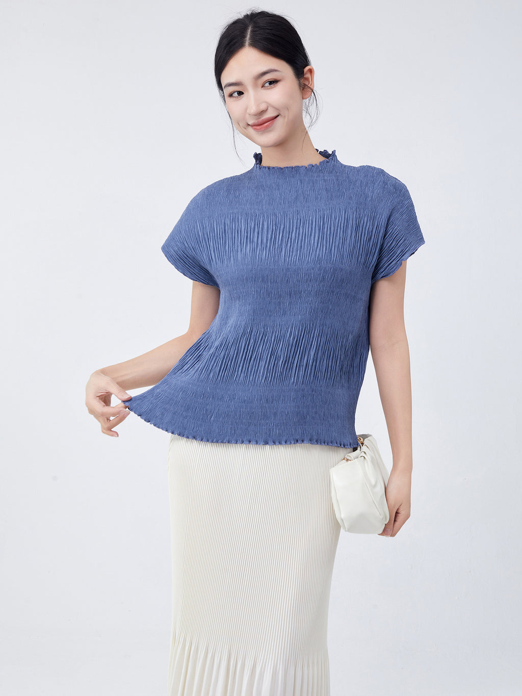 Miyake Short-Sleeve T-Shirt for Women, New Summer Style, Loose Fit, Solid Color, Simple and Elegant, Versatile Pullover Top, Stylish