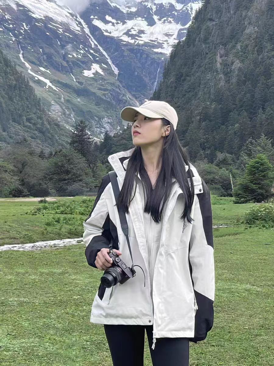 Mountain-Style Autumn and Winter Jackets for Men and Women, Single-Layer Couple Windproof and Waterproof Outdoor Trendy Brand Jackets, Mountaineering Clothing