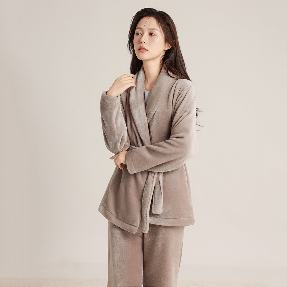 Couple's Autumn and Winter Thickened Pajamas with Green Fruit Collar, Simple and Luxurious Men's and Women's Cardigans, Double-Sided Velvet Warm Home Clothes Two-Piece Set