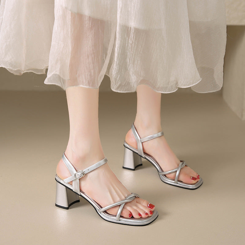 Lady Shoes Silver High Heels 2025 Summer New Style French Style Matching Skirt Not Tiring Feet Super Beautiful Medium Heel Sandals