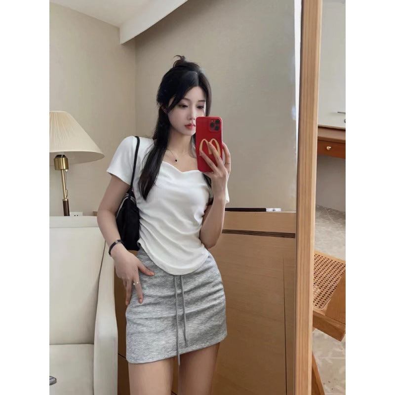 Pleated Slim-Fit Sweetheart Neckline Short-Sleeve T-Shirt for Women, Summer Pure Desire Style, Regular Shoulder, Solid Color, Collarbone Top