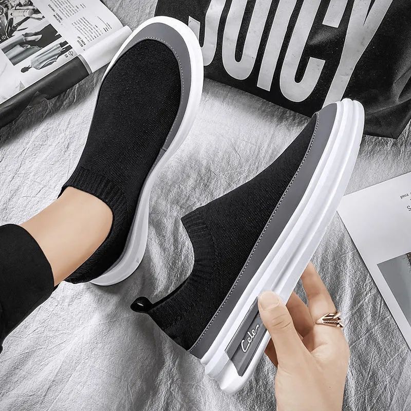 2023 Summer New Men's Shoes Mesh Casual Shoes Soft Sole Non-slip Sneakers Men's Breathable Board Shoes Men's Canvas Shoes