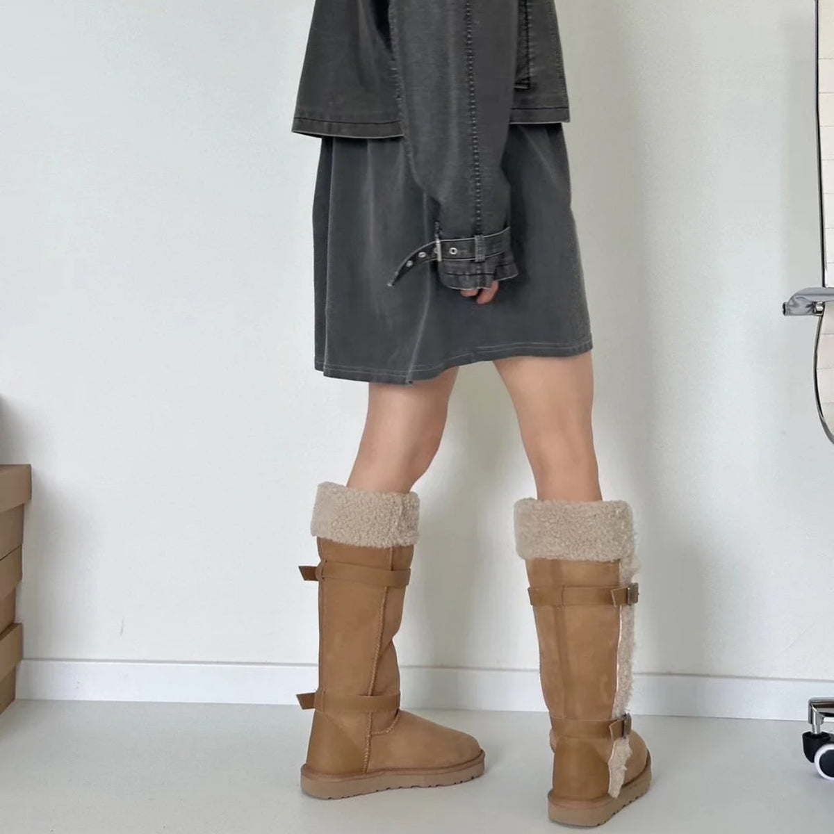 New Autumn and Winter Fleece-Lined Warm Snow Boots for Women, Genuine Leather Casual Outdoor Platform Thick-Soled Long Boots, Dual-Wear Cotton Shoes