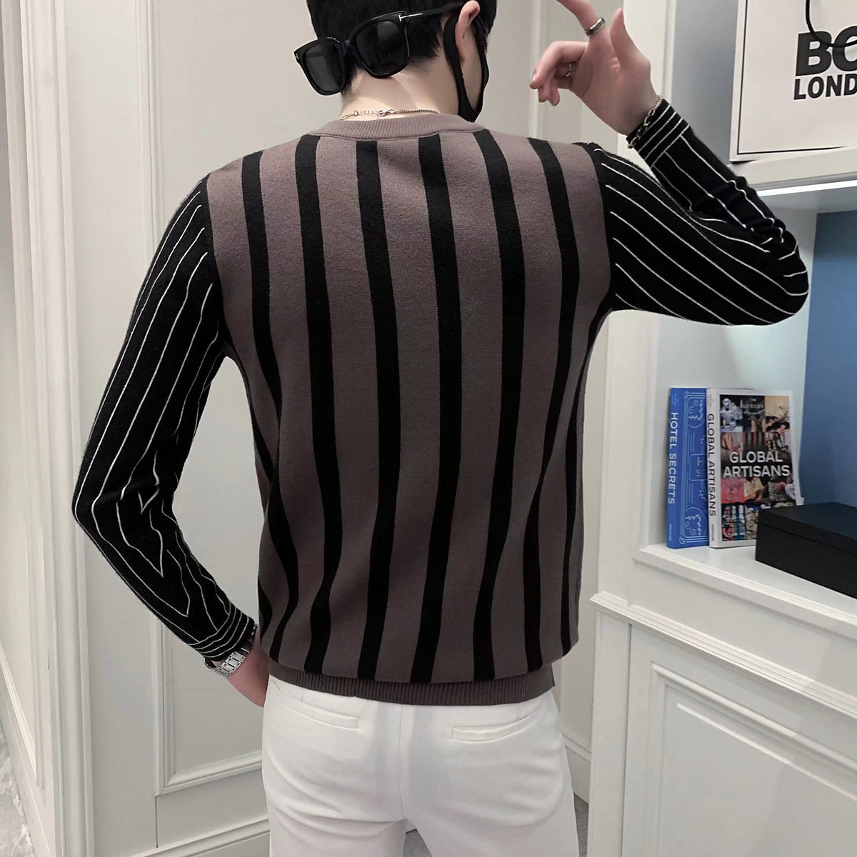 Fake two-piece sweater all-match casual Pu handsome sweater men's striped slim fit 2023 niche new sweater fashion
