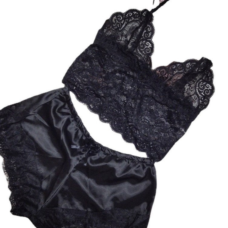 Summer Women's Silk Sling Princess Pajamas Sexy Temptation Two-piece Underwear Nightwear Home Clothes