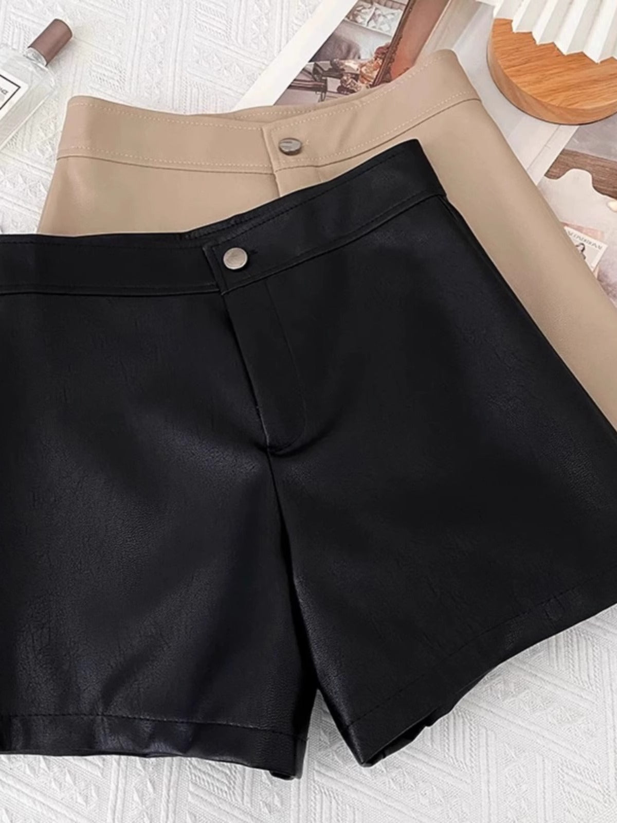 Brown Leather Shorts for Women 2023 New Autumn and Winter High-Waisted Slimming Look Loose A-Line Pants for Small People Pu Leather Outer Boot Pants