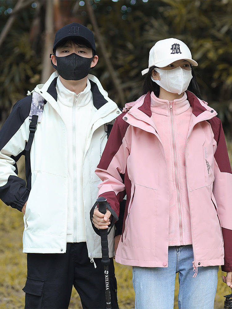New Outdoor Couple Jacket Three-In-One Windproof and Waterproof Jacket with Removable Liner and Customizable Jacket